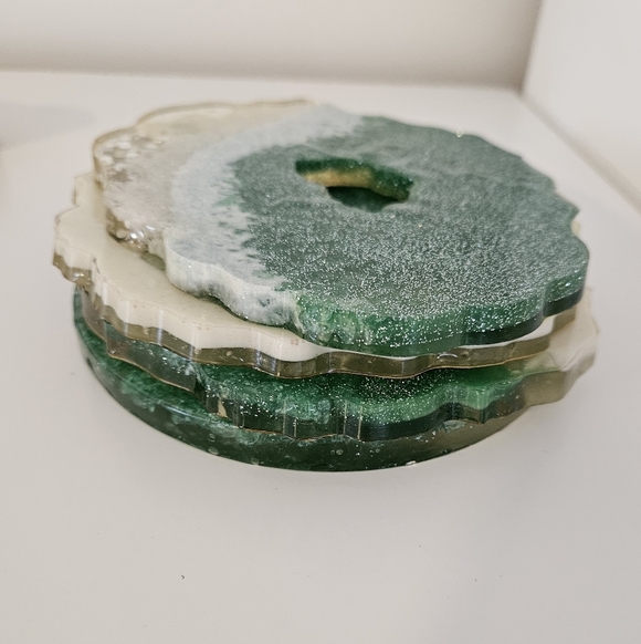Green Epoxy Handmade Resin Coaster cold hot drinks Set Of Four 4 - Picture 4 of 5